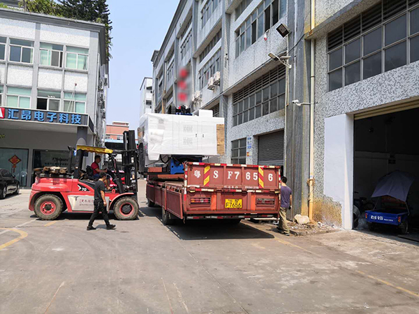 數控雕銑機